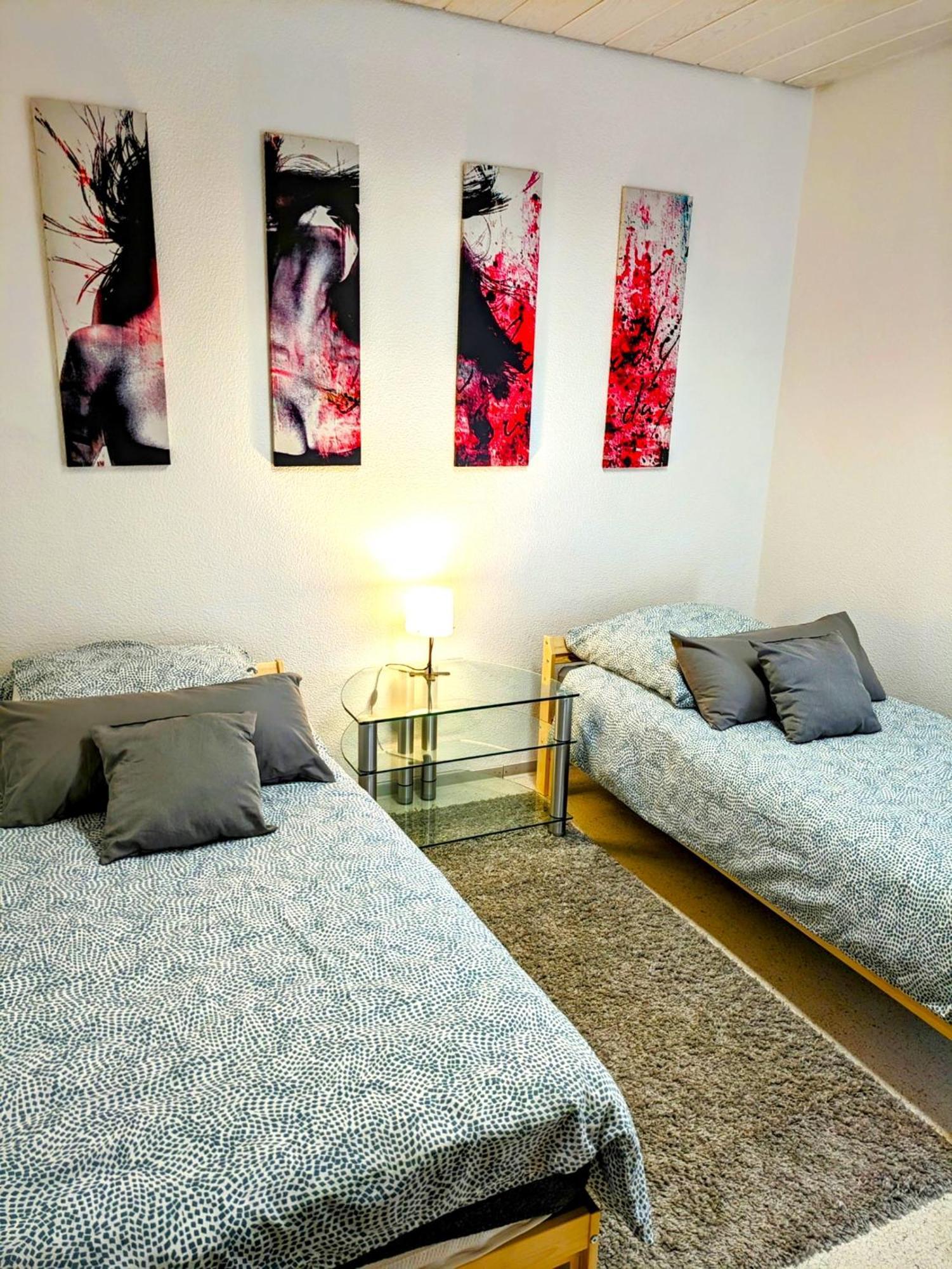 4 Zimmer Geraeumige Und Ruhig Gelegene Ferien- Und Monteurwohnung Nur Fuer Sie Allein Aujvari Vermietungen Spiegelberg Экстерьер фото